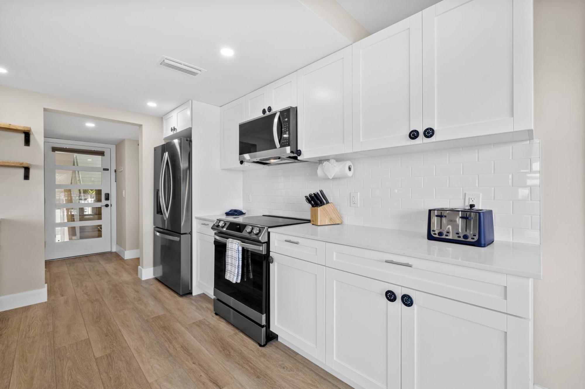 Chadwick Cove Marina Aparthotel Englewood Bagian luar foto