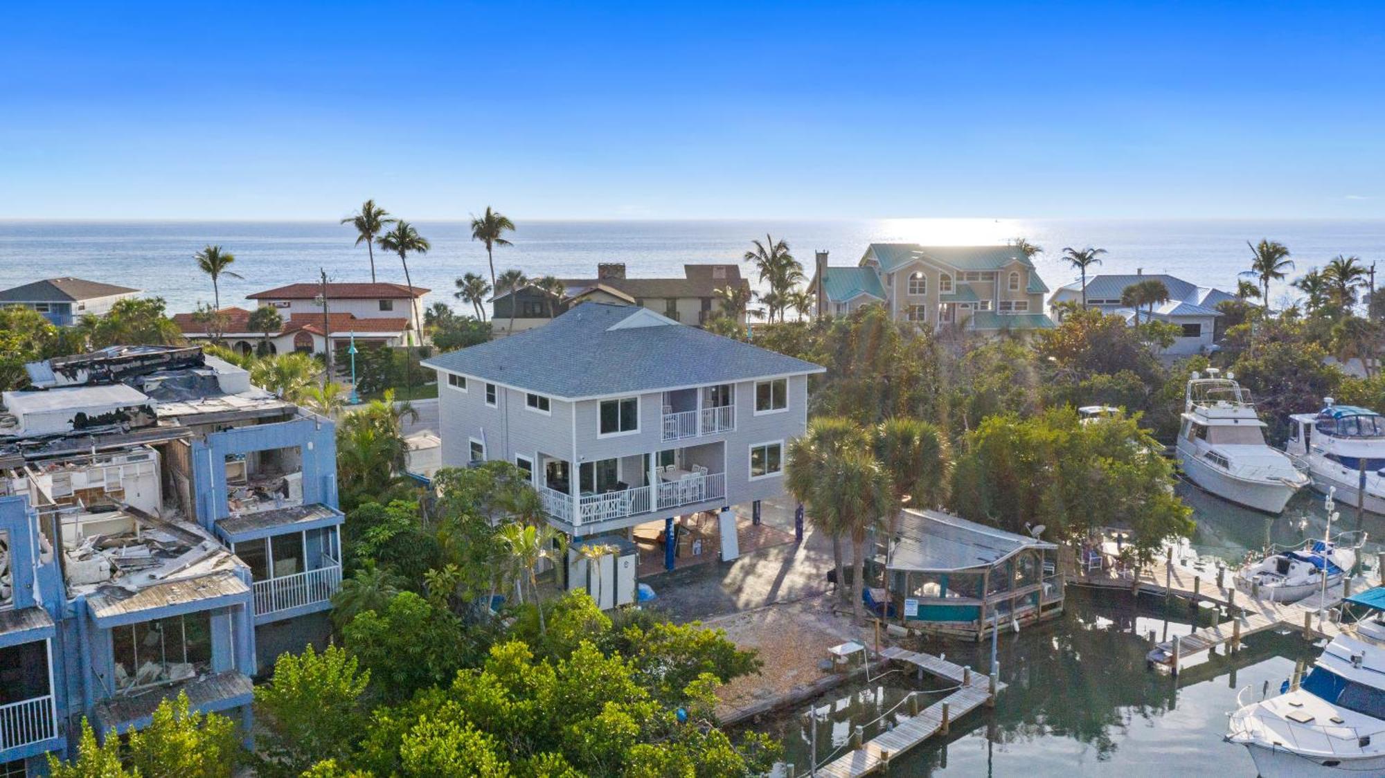 Chadwick Cove Marina Aparthotel Englewood Bagian luar foto